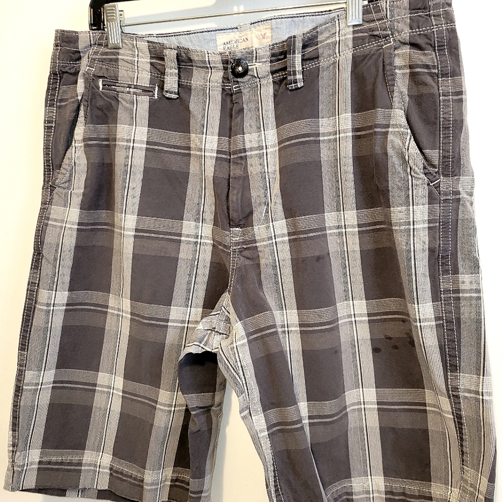 American Eagle Mens shorts